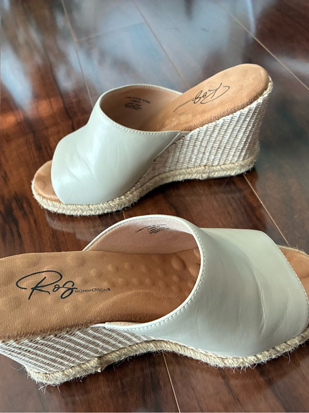 Ros Hommerson Kinsley Sandal 8.5 WW